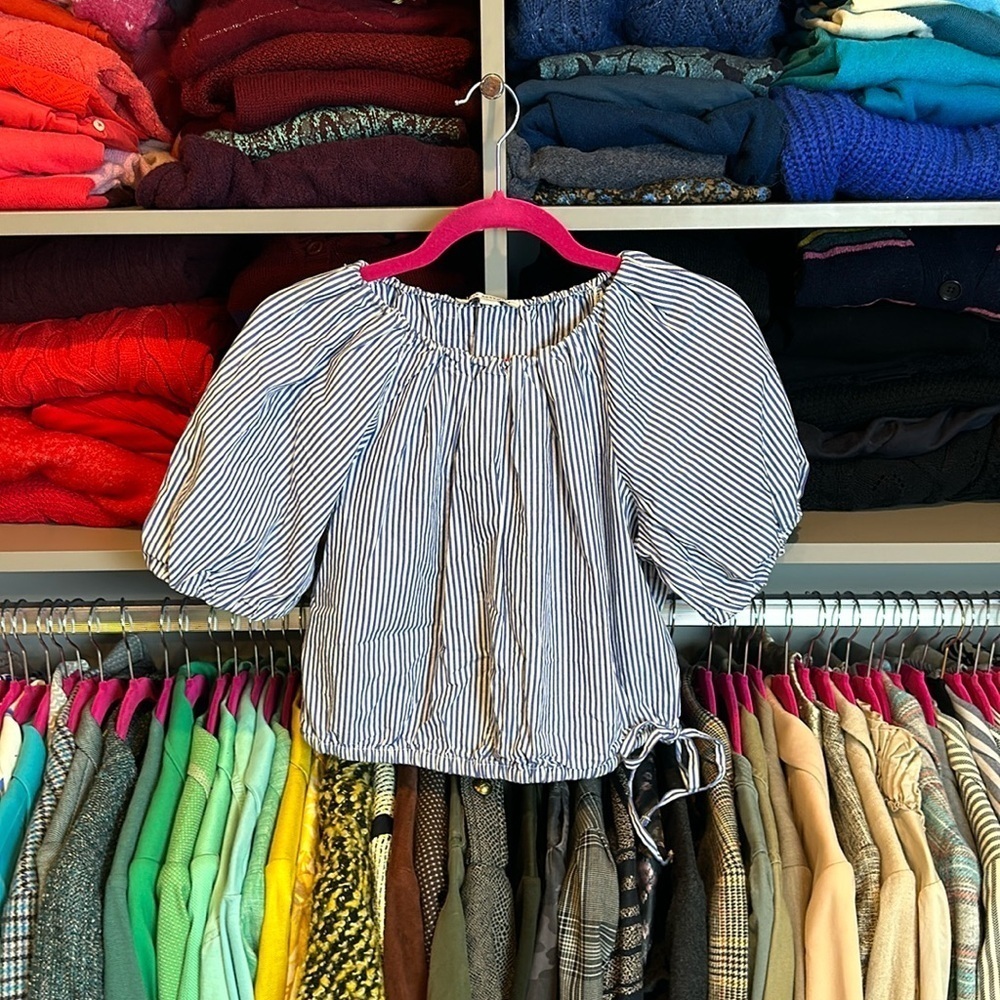 Free Assembly blue and white striped short sleeve top size XS